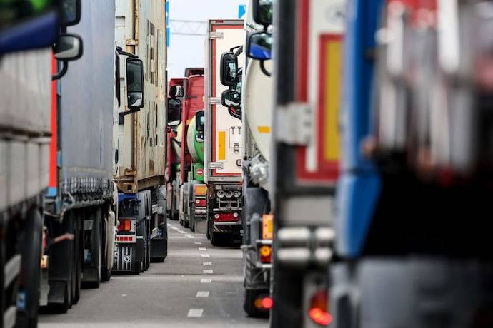 На українсько-польському кордоні в чергах стоять 1900 вантажівок